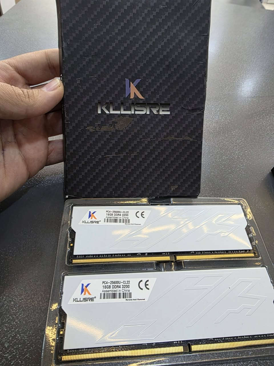 RAM DDR4 3200- 32GB 2*16GB NEW
ڕام ٣٢ گێگا نوێ جدید


**إذا كنت صاحب هذا الإعلان وتريد حذفه لأي سبب، رجاءا أرسل رسالة إلى الدعم الفني**