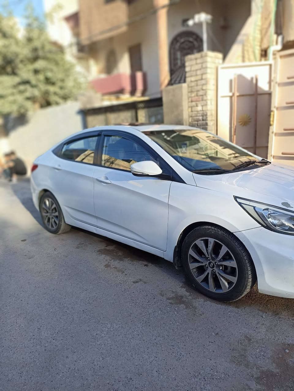 ‼️السعر 110 وبيها مجال للشراي ‼️
للبيع
اكسنت 2016 خليج
فول مواصفات 
سلايت 
شاشة كبيرة
محرك 1600
تحكمات ستيرن
قطعتين صبغ جاملغ خلفي وصندوك
رقم بغداد 
تحويل ثاني يوم
العنوان بغداد
***********
***********
