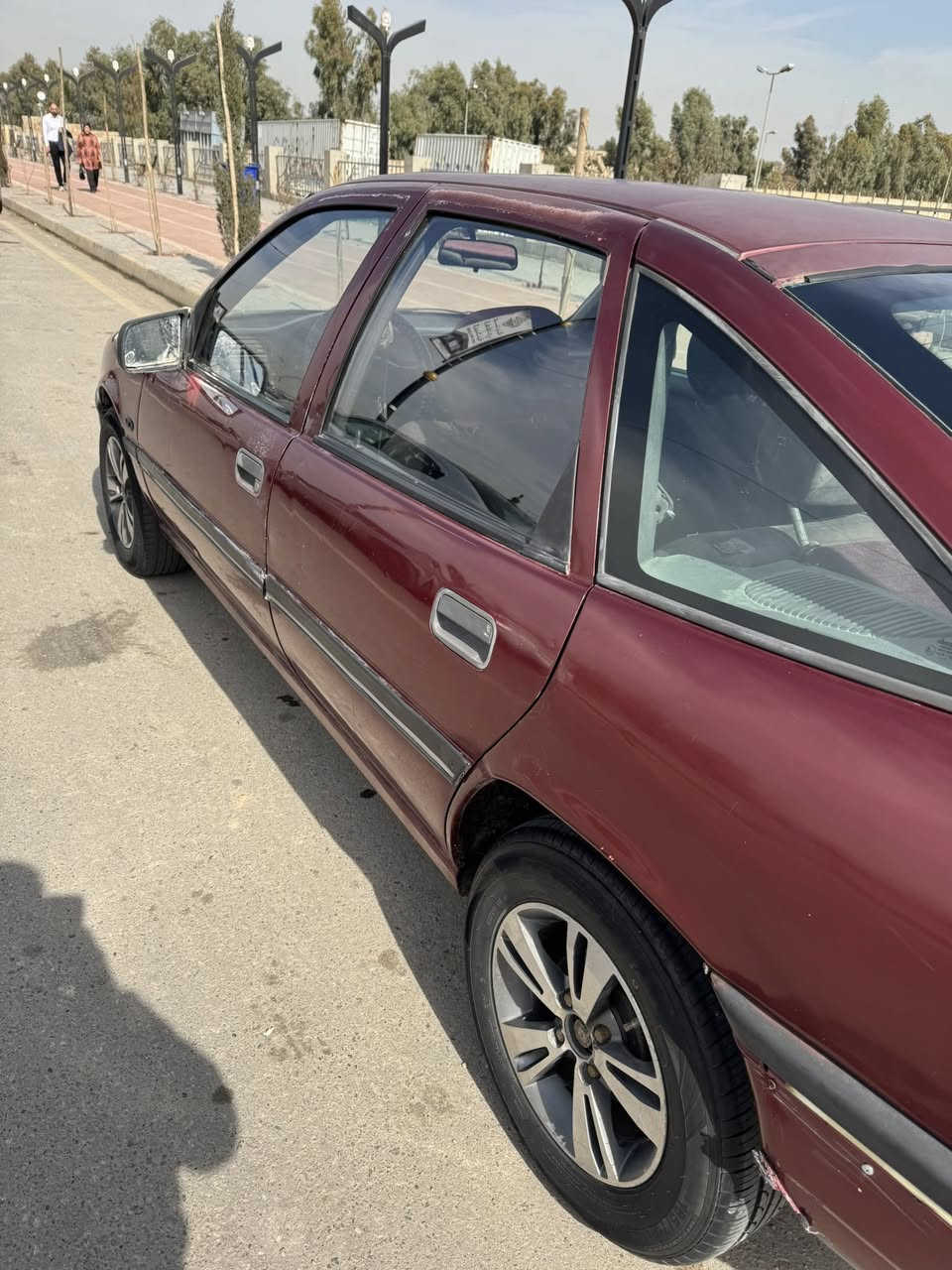 السلام عليكم 
فكترة 1992 بدون معجون دوائر فقط
هزه ما ساقطة وسنوية جديدة اني الشرعي مالها 
سياره نضيفة شرط ترايها بغداد بيها اثر صرف فقط 
رقم جديد 
كاربون بانزين بيها 
سعر 38 ومجال بسيط 
***********
***********
