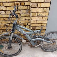 باسكل للبيع نوع جبلي عايز سرج وتايرات وجوابه اذا مابيهن  شي الجوابه وس...