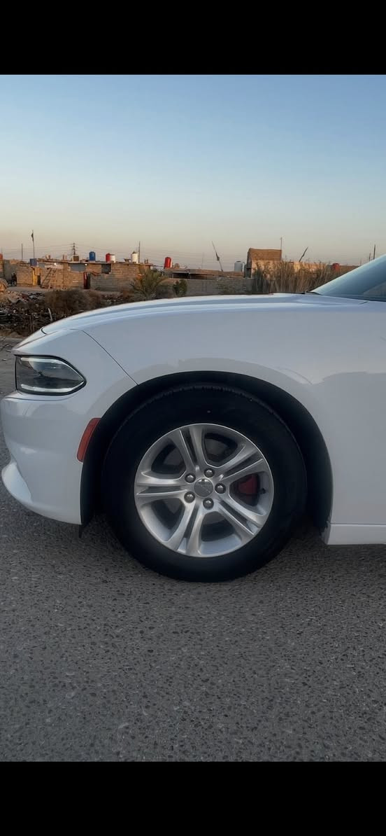 السلام عليكم
جارجر 19كنديه 
SXT
كفاله عامه 
بيه بارد بسيط 
رقم أربيل 
ماشيه 55م
 ***********
