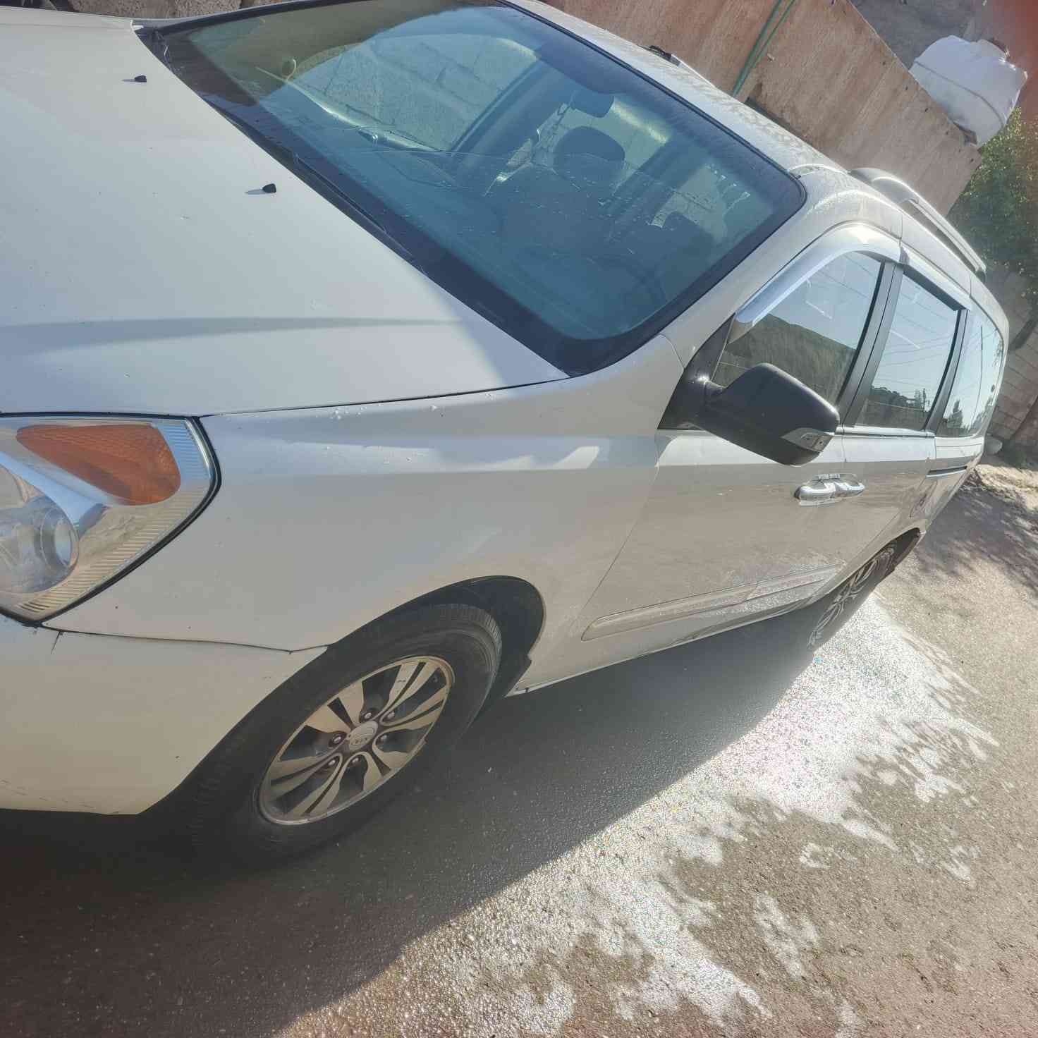 كرنفال موديل 14 6 سلندر كفاله عامه كير محرك شرط رقم مثنى شرط التحويل العنوان صلاح  الدين بلد قرب مرقد السيد محمد السعر 175وبيه مجال 
***********
