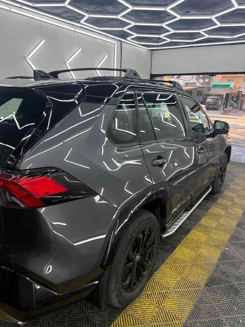 السلام عليكم من رخصة الادمن المحترم ❤️ 🌹 للبيع فقط راف فور هايبرد موديل 2023
وارد امريكي سياره حادث سرقة جاملغ ومبدل نفسه اصلي ونفس اللون سياره بدون صبغ 
ماشيه 66
 فول مواصفات XSE 
تخم تاير جديد جاهزه السياره 
رقم بغداد مكاني بغداد 
السعر 240$ وبيها مجال 
الشراي يتفضل خاص ❤️


**إذا كنت صاحب هذا الإعلان وتريد حذفه لأي سبب، رجاءا أرسل رسالة إلى الدعم الفني**