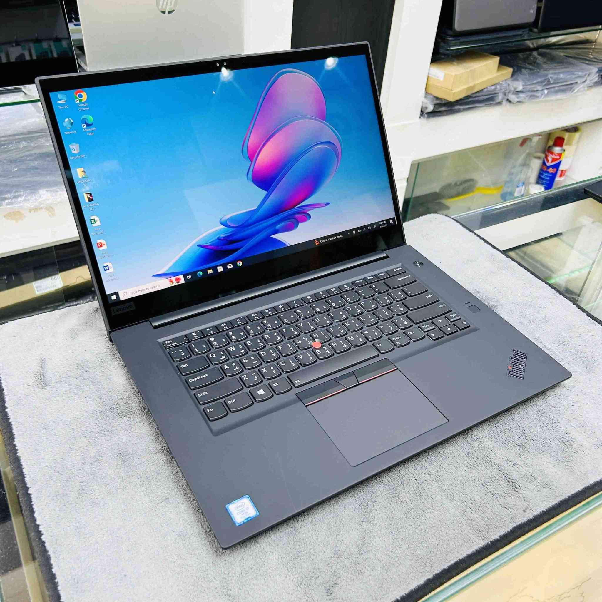 لابتوب Lenovo thinkpad p1 للبيع مناسب للأعمال التالية 
 الأعمال الهندسية والتصميم
 المونتاج وتعديل الفيديو
 البرمجة وتطوير البرمجيات
 الأعمال الإدارية الثقيلة
 مناسباً للألعاب الخفيفة والمتوسطة (eSports) بدقة 1080p
 Lenovo thinkpad p1
 i7-8H
 ram16
 512 ssd
 gtx 1050 4gb
 15.6 FHD
 سعر 645 الف 
 يوجد توصيل


**إذا كنت صاحب هذا الإعلان وتريد حذفه لأي سبب، رجاءا أرسل رسالة إلى الدعم الفني**