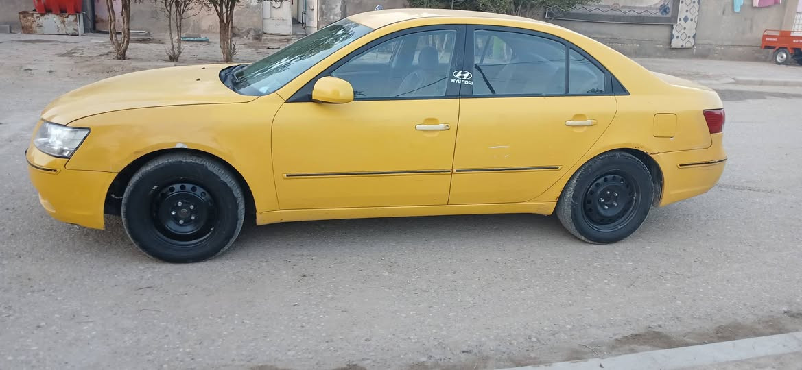 سلام عليكم من رخصت ادمن سوناتا موديل ١٢ سياره جاهزه رقم بصره نكليزي  العنوان ميسان ***********
