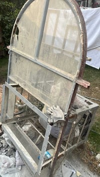 حديد بي طنين للبيع كيلو ع ١٥٠ دينار وبعد جينكوات وبواري خابرني ابو مصل...