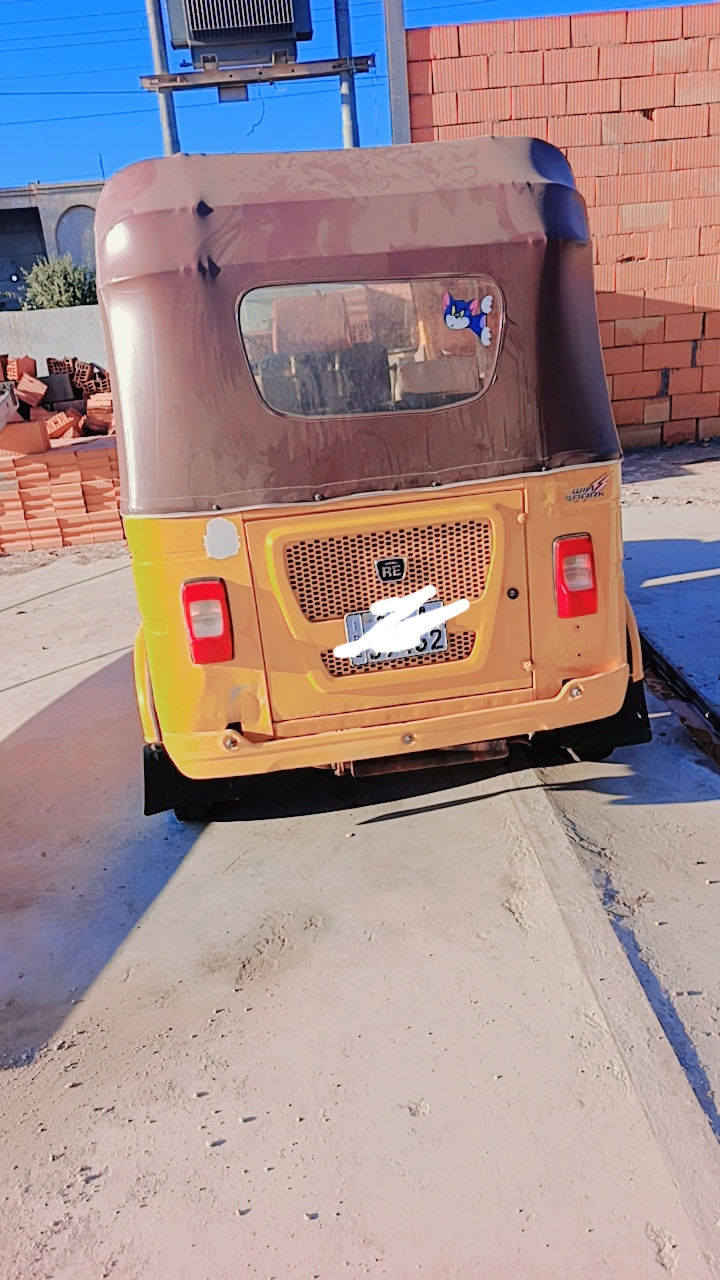 سلام عليكم تكتك موديل 22مكفوله ماعده طخات بصيطه مكينه مكفوله من تفيلس وحلوه رقم لهاتف***********وبلخدمه
