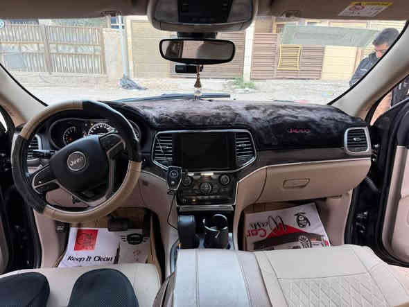السلام عليكم
جيب كراند شيروكي 2019 خليجي باسمي تحويل مباشرلمتد بلاس شركة هارلم اربيل سنويه وهزه مجدده مكفوله من كل النواحي بيه سونار 

ماشية 80 الف كيلو ( وقابلة للزيادة

المواصفات :

المحرك : V6. 3.6L . 

* دفع رباعي 4x . 

* مشغل اقراص CD/DVD . 

* تحذير النقطة عمياء

* سقف بانوراما . 

* شاشات خلفية . 2

* شاشه كبيرة 8.4 انج . 

* نظام الخرائط (GPS) .

* ستيرن كهربائي . 

* المصابيح زنون + لد نهاري + كشافات 

* تشغيل عن بعد .

* ماوس تحكم وضعيات 

* صندوق كهربائي شفط

* حفظ وضعيات الجلوس (ميموري) . 

* المقاعد الأمامية تبريد وتدفئة .

* حساسات أمامية . 

* حساسات خلفية . 

* بخاخ ماء على المصابيح الامامي..

* مرايا قلاب و تعتيم ذاتي

* مانع تصادم خلفي رادار 

* محدد سرعة . 

* نظام التشغيل والاطفاء الاوتوماتيكي (Auto Start System) .

* نظام بريك اوتماتيكي (Auto Break System)

السعر 29,500 الف دولار وبي مجال 

مكاني بغداد - الغزاليه

للتواصل على رقم التلفون

***********
