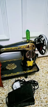 للبيع فراشة🦋 هندي شغاله تخيط فيزون سعرها 50 نضيفه حيل 07502082909) 077...