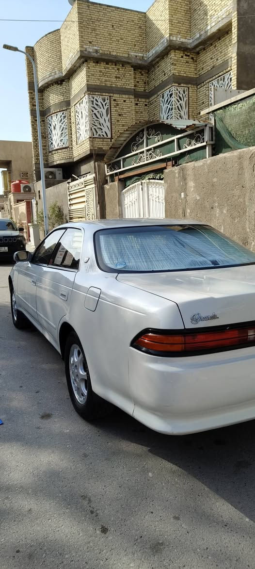 سلام عليكم تيووتا مارك مديل 1997 لون لولوي مكفوله من لكص ونقل لجثه ولعيب شرعي بيها مكانات صبغ قليل جدا تخم تاير حداده 95 بلميه دواخل جديده مكينه وكير 2500 بلكارتون وراعيها بزبير.  العنوان الزبير حي الخطوه شارع لمحكمه جديده رقم لهاتف *********** ورجاء مامتواجد ع لواتس اب لعدم رد.      سعر 67
