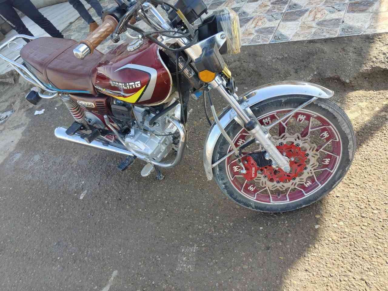 السلام عليكم درجه 2025 درجه كير محرك كفاله درجه جاهزه اواق كامله مكاني ديالى بعقوبة رقم الهاتف *********** السعر 700 وبيها مجال
