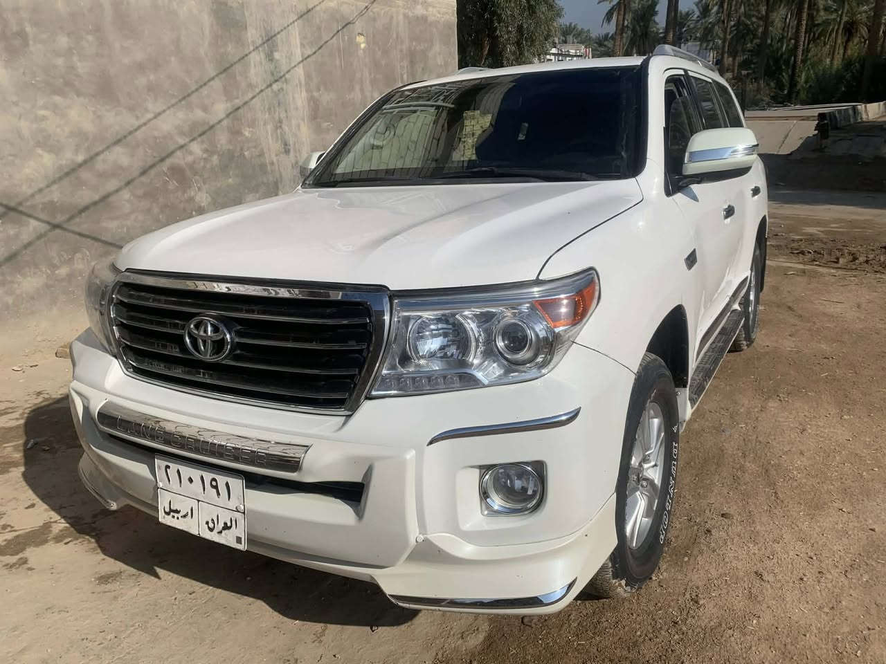 سلام عليكم لاندكروز جكسار   لل بيع أو مراوس مكينه ثمانيه سلندر سياره مكفوله كفاله عامه موديل 9 ومعروفه موصفاتها

علمن سياره بيها درع بل قماره فقط 

السعر 255 وبيها مجال مداور ثاني يوم 

ترهم مراوس ***********
