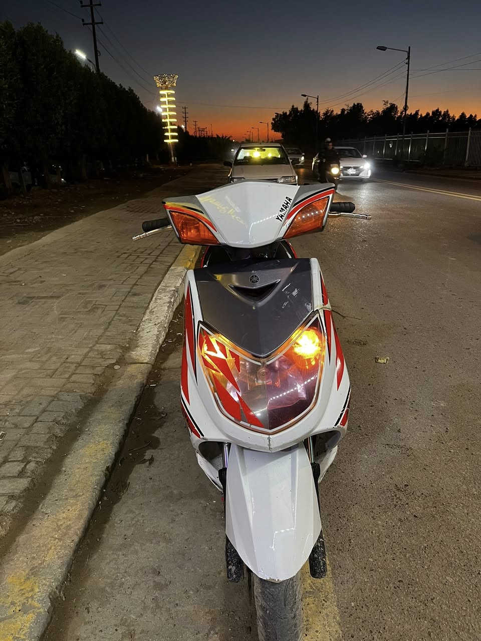 سلام عليكم دراجةسكنس فحل نوزل الدراجه كاملة ما بيها اي نقص الدراجه شوفة عينك سلف كهربائيات كلها شغاله ما بيها اي نقص بيها تزويد قليل بلادي الدراجه نكره بكل وقت السعر 550 وبيها مجال للشراي مكاني بغداد الكاضميه رقمي ***********
