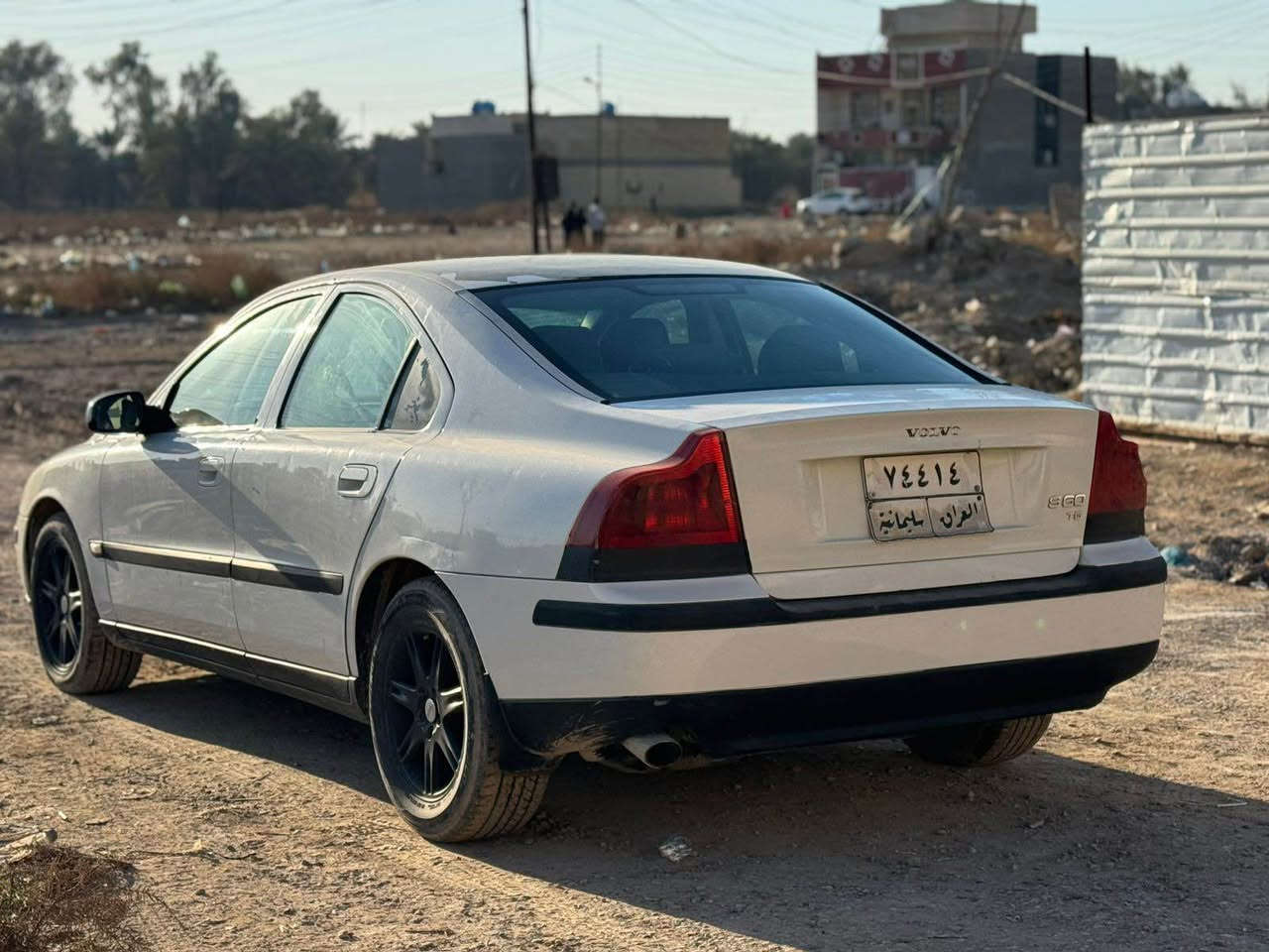 السلام عليكم للبيع فولفو 2001 فول الفول السياره مكفوله من ضربه وصبغ وتبديل كير ومكينه كامري ابو الجف صدر امامي خلفي نضيف تبريد شغال باتري جديد تخم تاير نضيف غرفه كلش حلوه رقم سليمانيه بسمي تحويل او وكاله اني حاضر السعر 48 ورقه وبيها مجال بسيط عنواني بغداد للاستفسار اكثر اتصل وتدلل *********** بغداد, العراق
