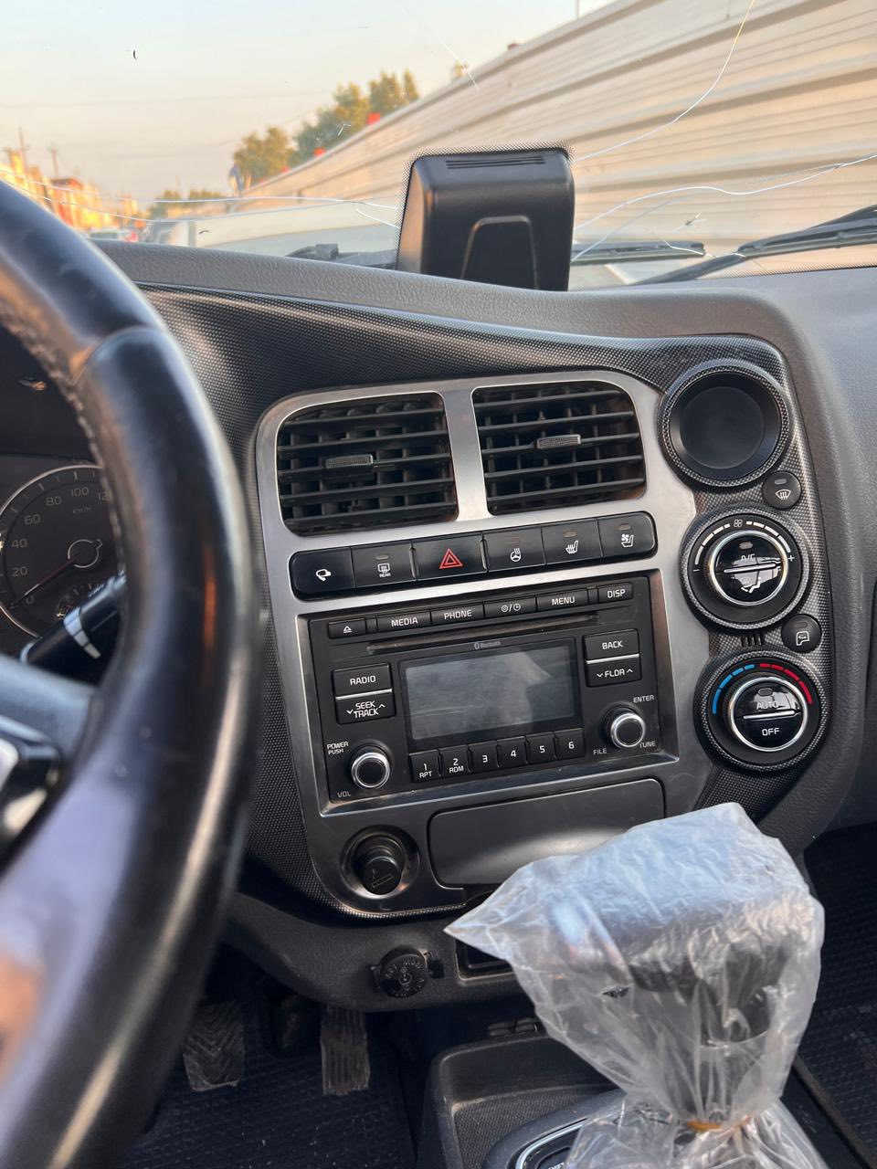 كيا للبيع موديل 2020
فول وربع السياره جديده بمعنى الكلمه الشراي يتصل على هذا الرقم ‭0770 886 1625‬إني مكلف فقط للنشر أي استفسار اتصلو على الرقم السياره رقم بغداد
