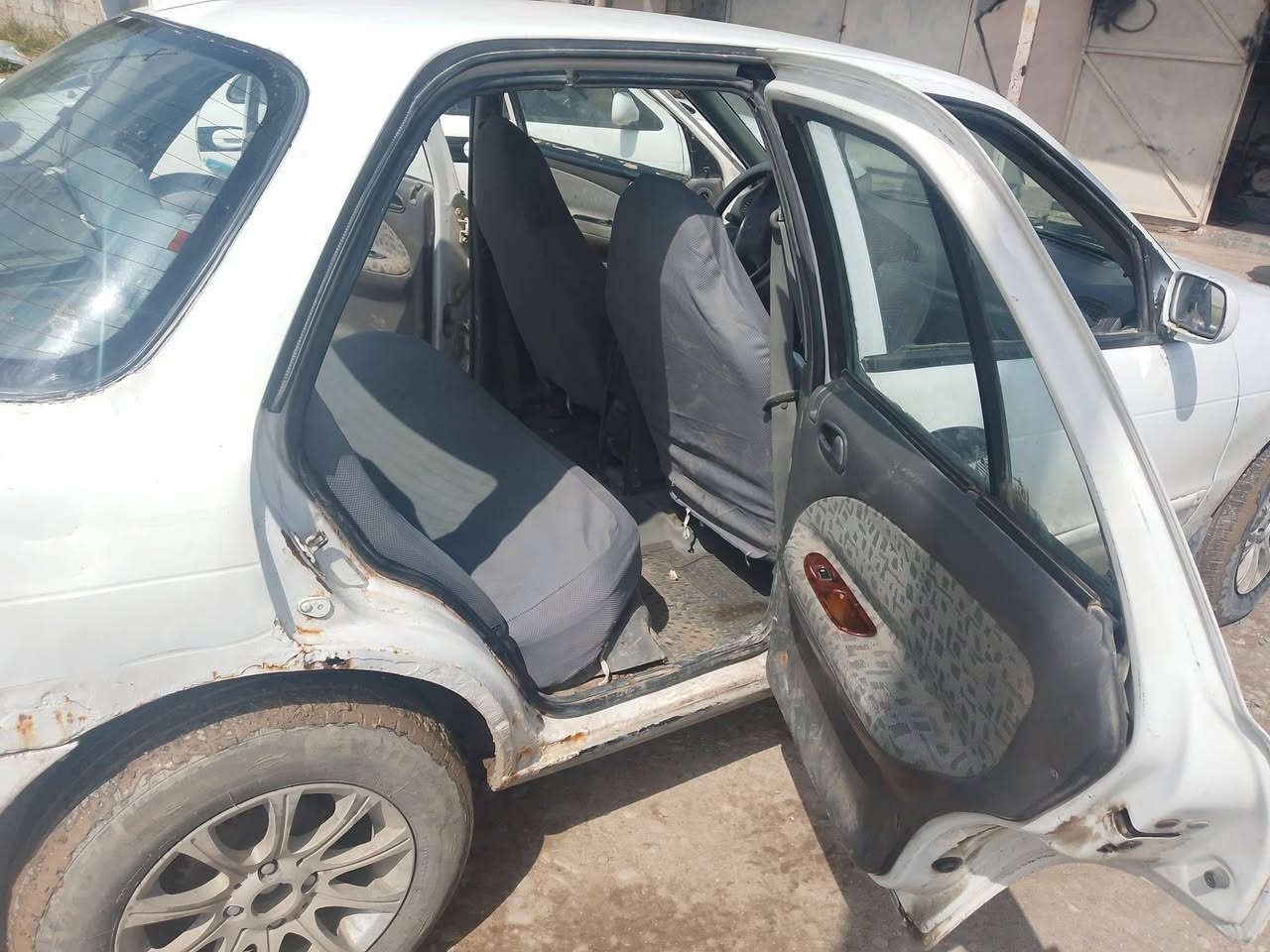 سيفيه 1995ديالى بسمي 30بيه مجال الاتصال ***********
