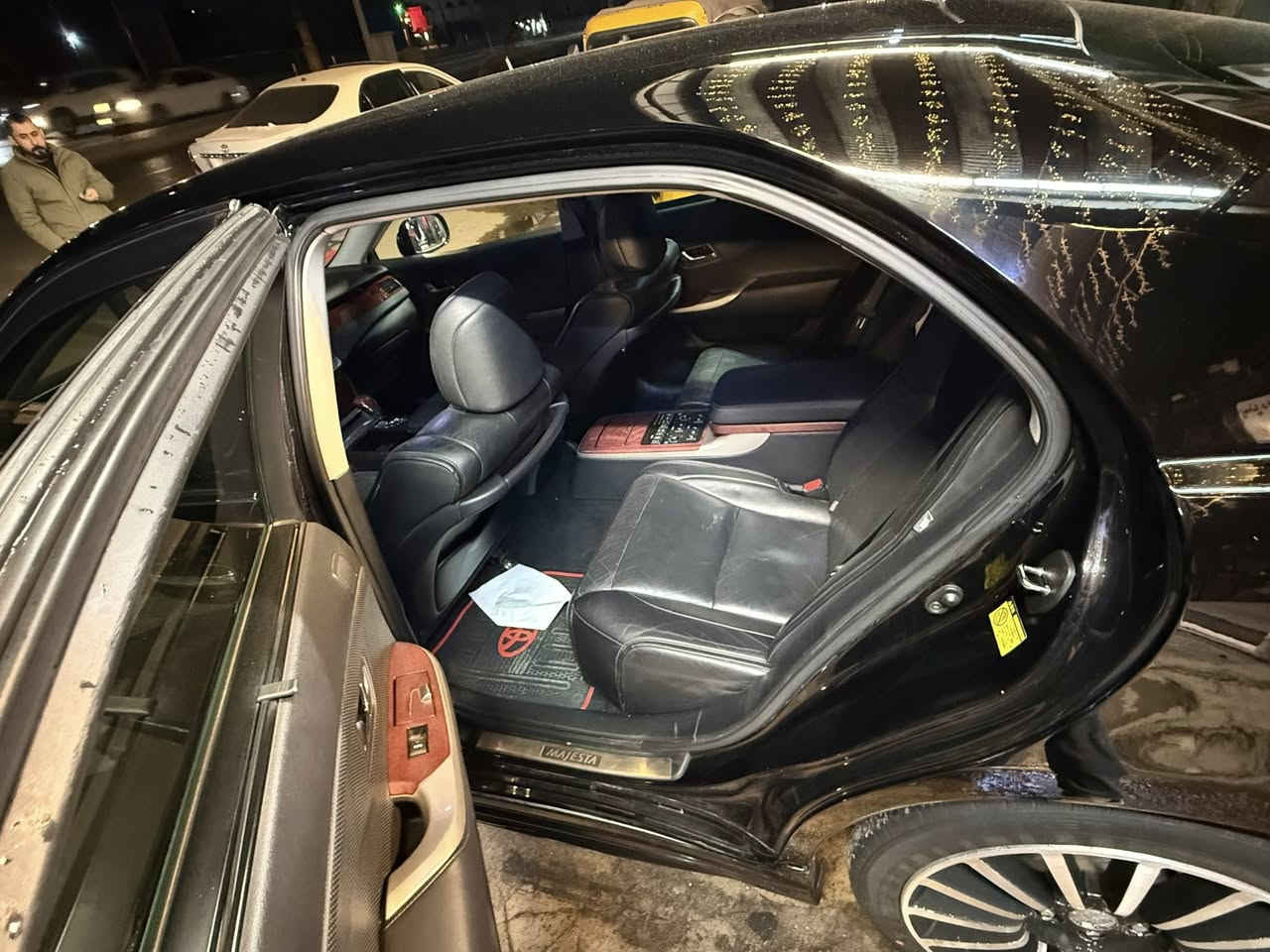 السلام عليكم للبيع فقط ماجستا ٢٠٠٩ ادوات ادوات كفاله عامه من كلشي مكانه ميسان العماره 
***********
