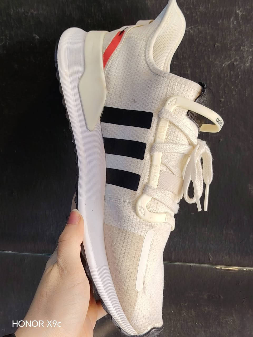 أديداس قياس ٤٦ قطعه مفوله ٢٥ مع التوصيل


**إذا كنت صاحب هذا الإعلان وتريد حذفه لأي سبب، رجاءا أرسل رسالة إلى الدعم الفني**