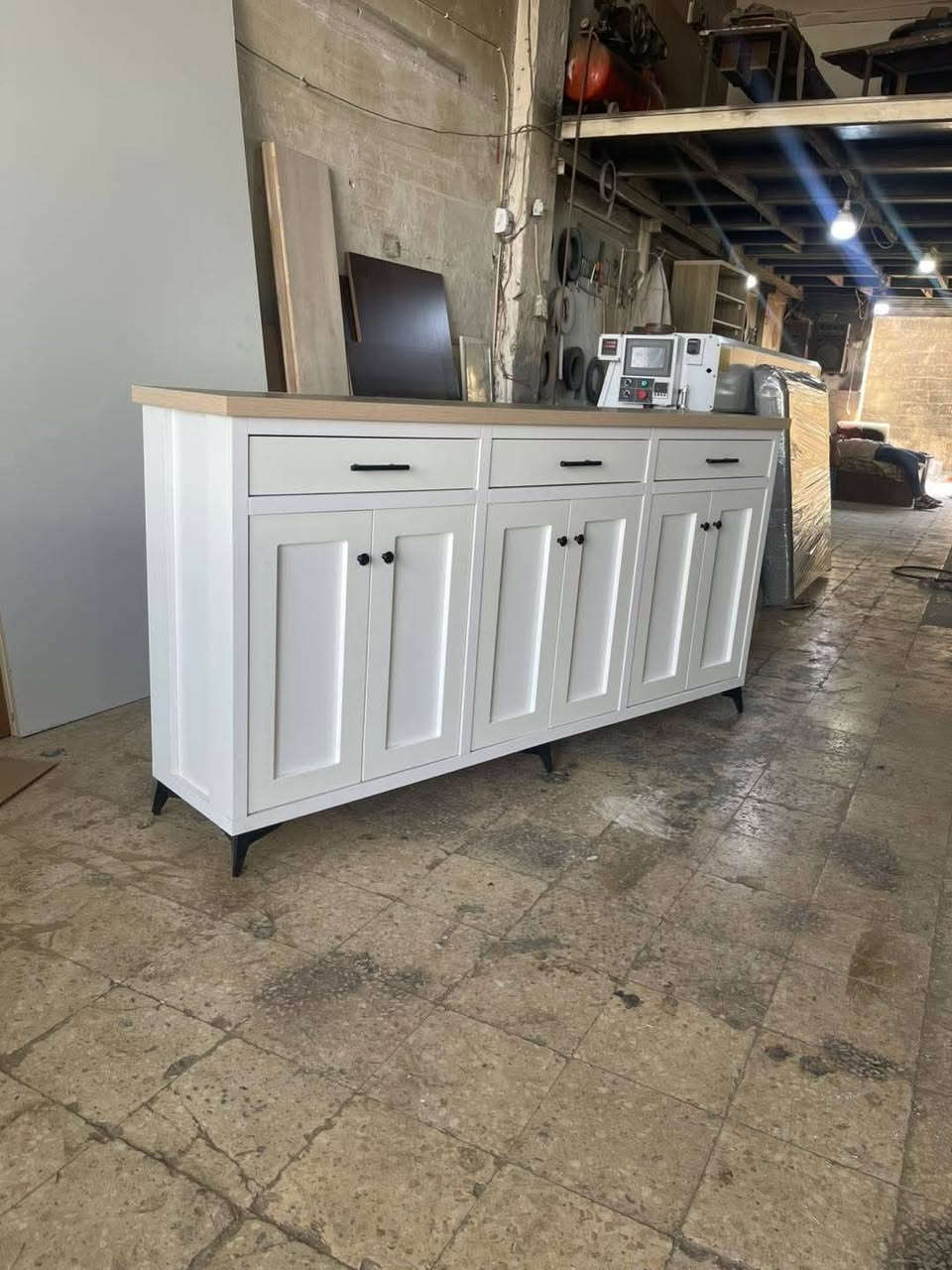 عرض خاص أصحاب شقق B7
اثث شقتك بالكامل وهديتك من عدنا ميز بلازمة فاخر
غرف نوم زوجية
غرف نوم شبابي
فصال غرف صاج
كاونترات
تخم او ديوان
جزامات
منادر نفرين او نفر طبي او عادي
النقل والشد مجاني اي استفسار *********** واتساب
العنوان بسمايا الشارع العام مقابل جسر مشات قرب عوينات الكرم معرض الماسة
