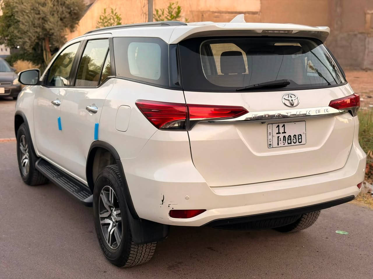 سلام عليكم البيع
فورچنر 2020 خليجي 
رقم بغداد تحويل مباشر 
ماشيه 80km
موصفات معروفه 
محرك V4 
بيه مكانين بارد 
سياره جاهزه 
باقي تفاصيل نتصال 
مكان سياره بغداد زيونه 
الاستفسار 
***********
***********

