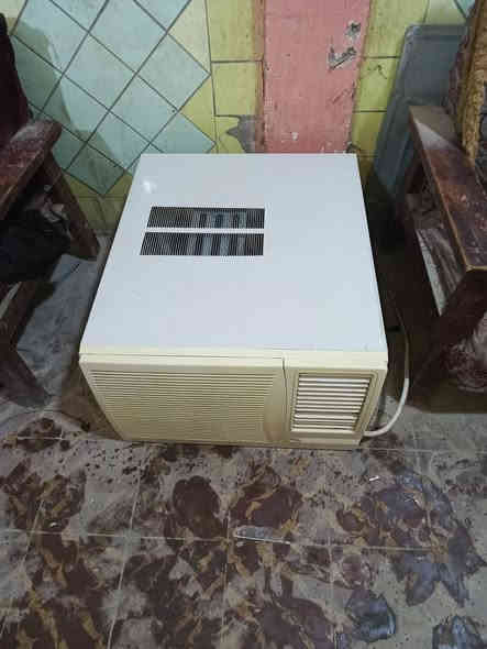 مكيف توسوت بلادي حار بارد للبيع سعر 250 بابل مركز مدينه *********** حلة
