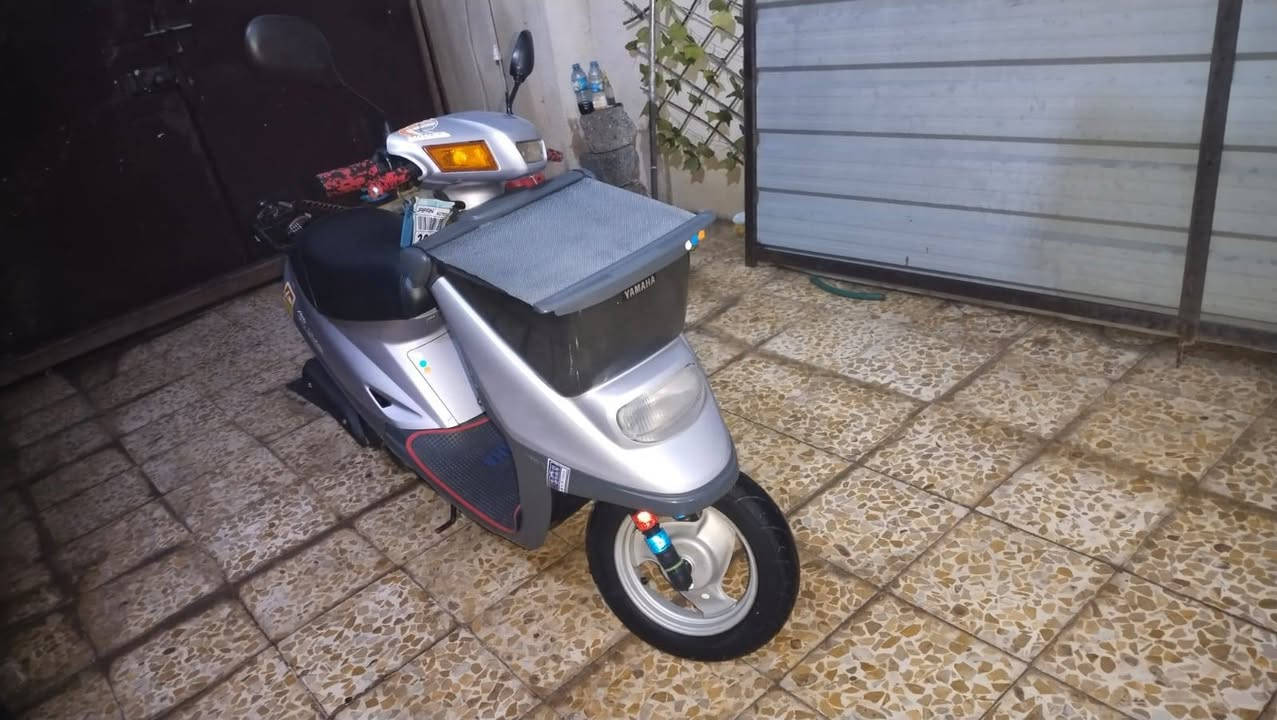 سلام عليكم
ماطور بزون نضيف حيل مكينه شرط شاصي شرط سعرو 400 نهايتو مستعجل عل بيعه 
***********
