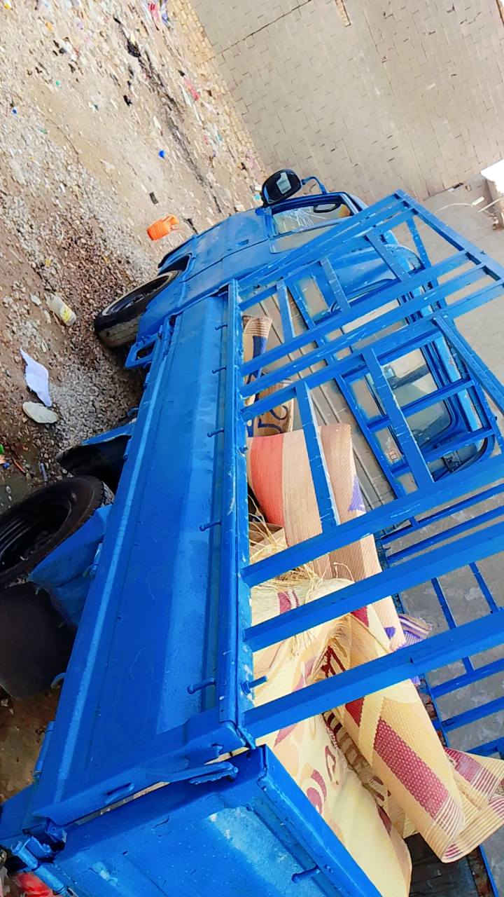 سعرة 15 ورقة
كيا هوندا موديل 95 رقم فحص موقت ديالى صاحبة موجود بديالى سنويه مالته موجودة  
مكينة وكير بنكو
شاصي مكفول ورقم شاصي واضح جدا 
تايرات جدد كهربائيات شغالة
داينمو سلف جدد
تانكي كاز جديد
مكاني بغداد مدينة الصدر 
***********
