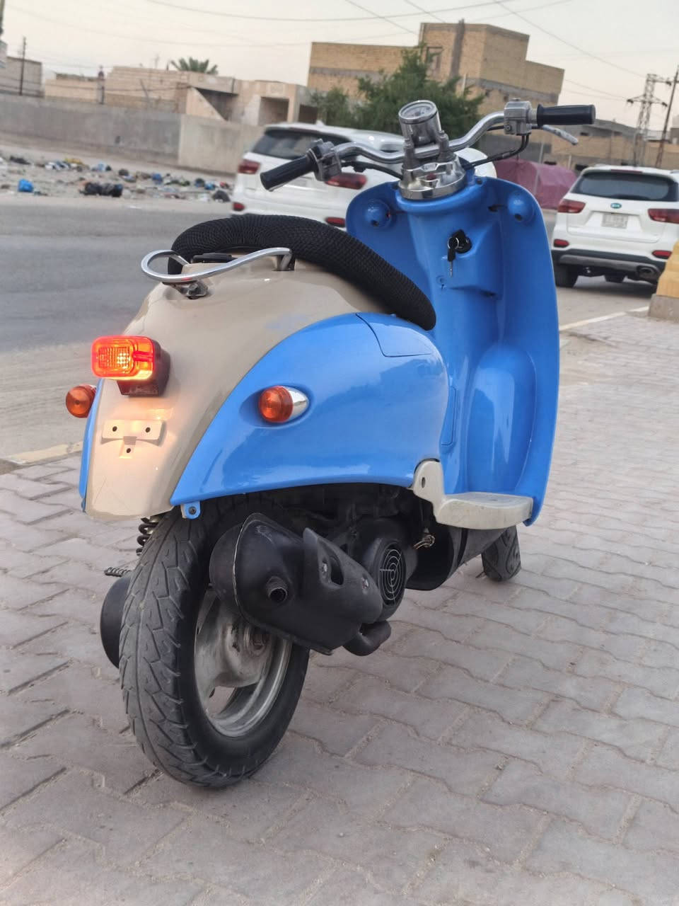 سلام عليكم
دراجه مصرية نثيه للبيع دراجه احله من الصوره سعر 350 وبيها مجال الخاص مقلق رقم ***********

