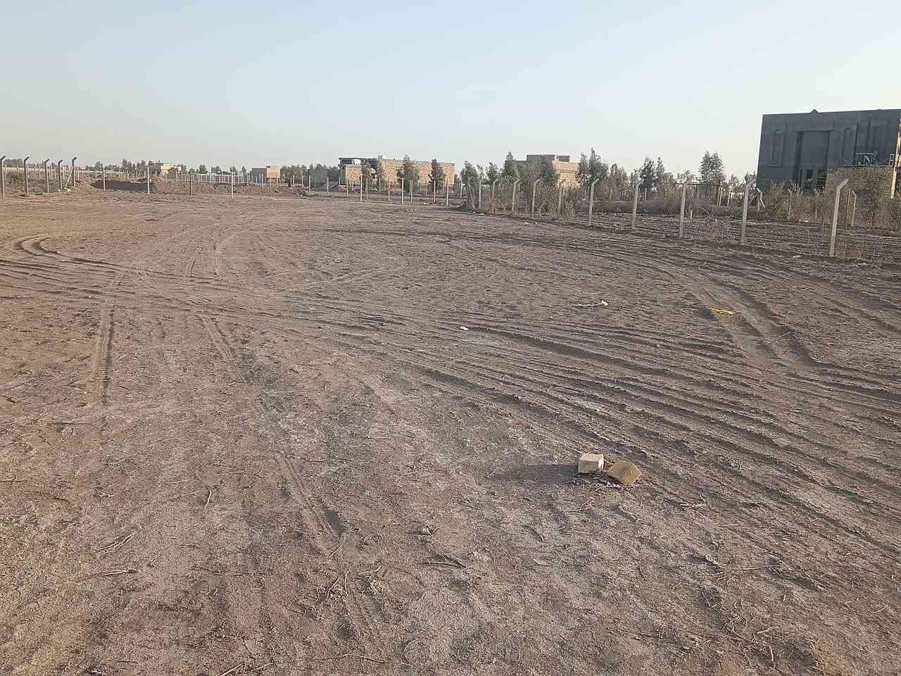 السلام عليكم كاع زراعيه للبيع ٢٠٠٠ متر السعر ٥٥ او بيه مجال المكان تقاطع زبيد ***********
