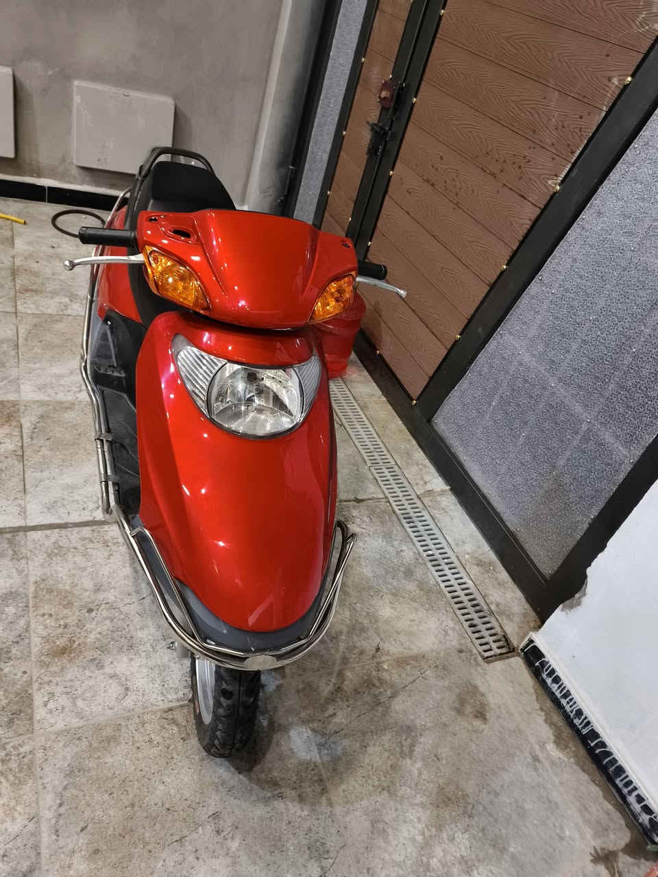 سلام  عليكم
متاح سبيسي
صار ٣تشر من طالعه من المعرض
السعر مليون وميه وبيهه مجال بسيط


**إذا كنت صاحب هذا الإعلان وتريد حذفه لأي سبب، رجاءا أرسل رسالة إلى الدعم الفني**