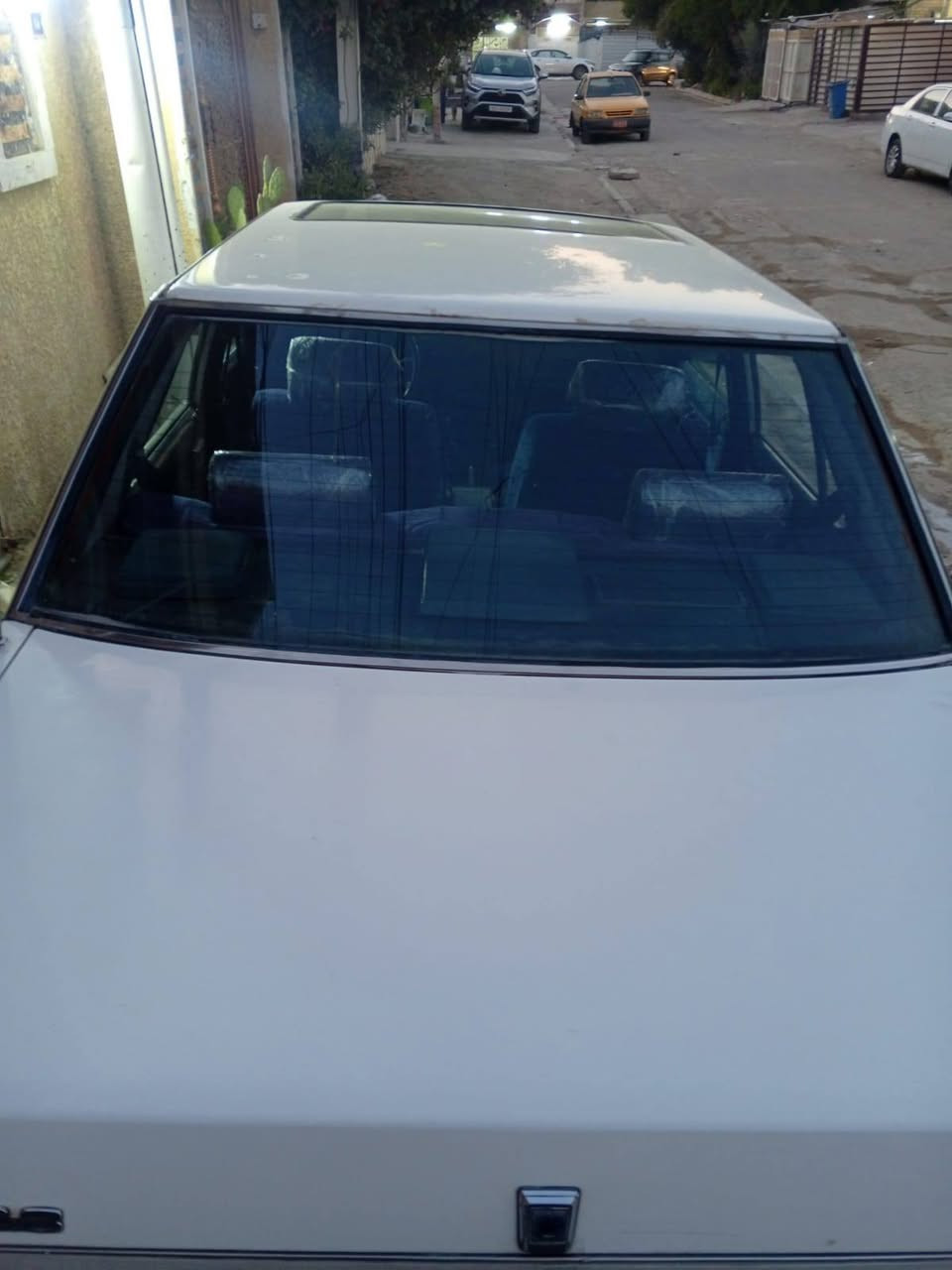 السلام عليكم سوبر موديل 85 رقم بغداد انكليزي كير وصدر خير من الله مكينه بلاديه كير عادي تخم تاير جدد متواجد ع رقم ***********
