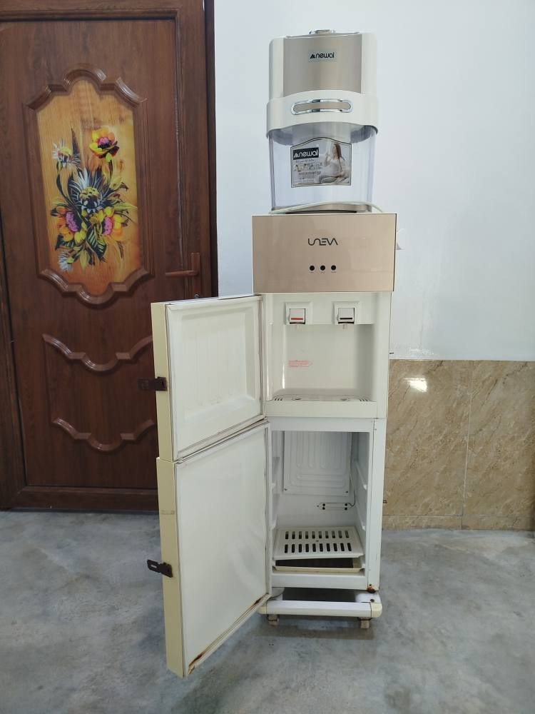 براد ماء البیع جدید شركه UNEVA
رقم تلیفون ***********
مکان، کرکوک 
دە روازە كركوك, العراق
