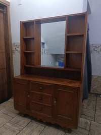 خشب ثقيل • غرف نوم • قابل للتفاوض