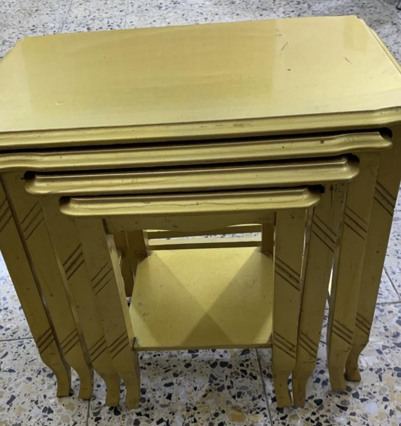 السلام عليكم 
كونفيره ١٠٠ الف / طبلات ٢٥ / ميز كروم ٦٠/ الميز الاسود ١٥٠ / الاسعار قفل الي عنده استفسار يراسلني خاص 
عنواني بغداد


**إذا كنت صاحب هذا الإعلان وتريد حذفه لأي سبب، رجاءا أرسل رسالة إلى الدعم الفني**