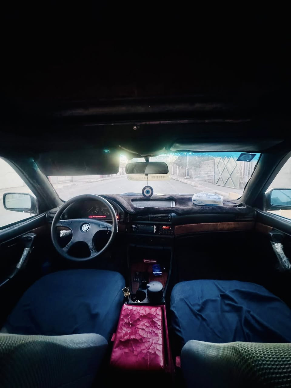 بي ام 735 رقم بغداد دولي بأسمي سنوية ل2027 مصفرة غرامات
 كير جديد محرك شرط ✅
 صدر امامي جديد قبل اسبوع شديتة صدر خلفي نص عمر ✅
تخم تايرات وتخم ويل جدد ✅
سلايت جديد شغال طكتين قبل اسبوع شديتة ✅
كهربائيات كلها بلادية وشغالة بدون اي چطل ✅
اكسل جدييد مال كصة قبل اسبوع شديتة ✅
تخم لايتات وبلاجكتورات اماميات جدد ✅
لايت زنون عالي ✅
الحماوة تنساها صيف وشتاء ✅
تخم سستم صوت سماعات ودمام ومسجل بلوتوث ✅
السيارة مال جناي مال بيت خير من الله 
(السعر 38 وبيها مجال) للاستفسار ***********
مكان السيارة بيجي 
مو شراي لاتعلق ولا تكسر بحلال العالم
