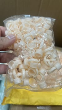 اربع اكياس • منتج تجميل • ميناء الفاو