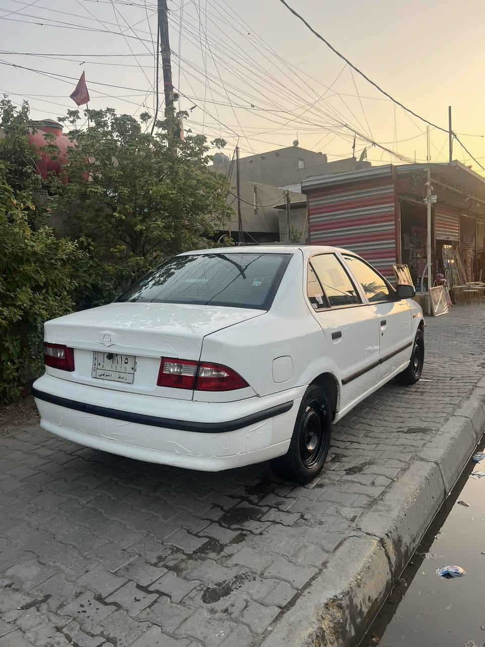 السلام عليكم سمند 2012 للبيع رقم واسط بأسمي مشروع وطني مكاني بغداد الكمالية رايدها 37 وبيها مجال حك الجيه 
هـ ***********
