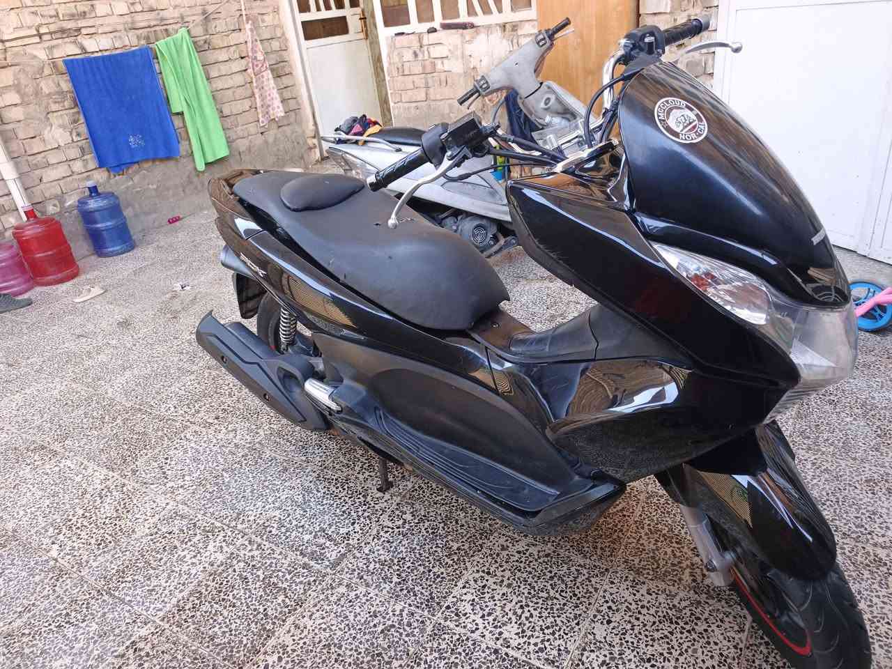 جيل اول ياباني
دراجة خير من اللة
المكان أم الكبر
السعر... مليون وتلثمية وخمسين وبيهة مجال
الرقم***********
