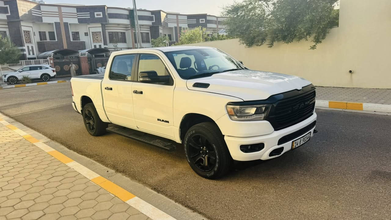 للبيع | رام 2024 Lonestar 4x4 وارد امريكي
السلام عليكم

رام 2024 وارد امريكي حادث بجم بيها شاصي ولغد بدون تبديل قطع فقط بارد بسيط ماشية 18 الف ميل قابل للزيادة 

✅ مواصفات السيارة
شاشة تسلا
دفع رباعي
باب طويل بدي كصير المرغوب
منظومة غاز جديدة قبل شهر شادها 140L
حساسات امامية خلفية
تسكيرة بدي جديدة 
كشنات وستيرن تدفئة

📌 الممشى: 18 ألف ميل
📌 رقم بصرة باسمي
📌 رقم الشاصي:
1C6SRFFT4RN108602

📍 الموقع:
البصرة – مجمع الأمل السكني٢ 

💰 السعر:
320 ورقة وقابل للتفاوض 

📞 للتواصل:
***********
