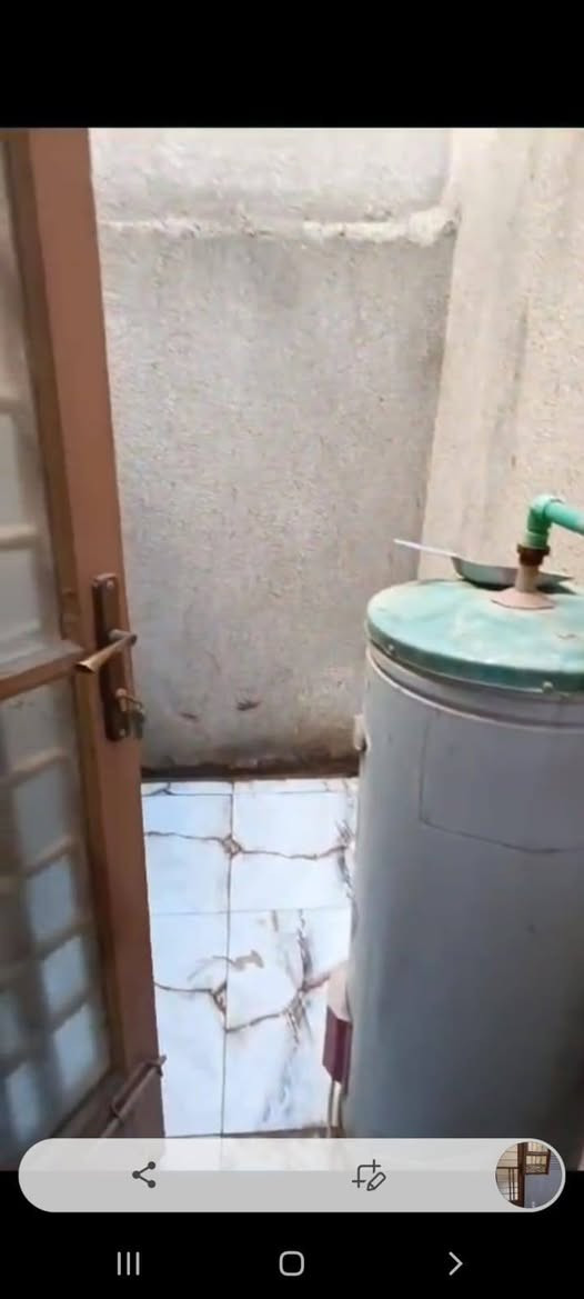 دار طابو زراعي سند 25 إقرار محكمه المساحه 75 متر بناء جديد درجه اولى يحتوي على استقبال وصاله ومطبخ وغرفة نوم وصحيات خارجيه وداخليه
كربلاء مجمع سيد اسماعيل البوابه الاولى

‏‪***********‬‏
