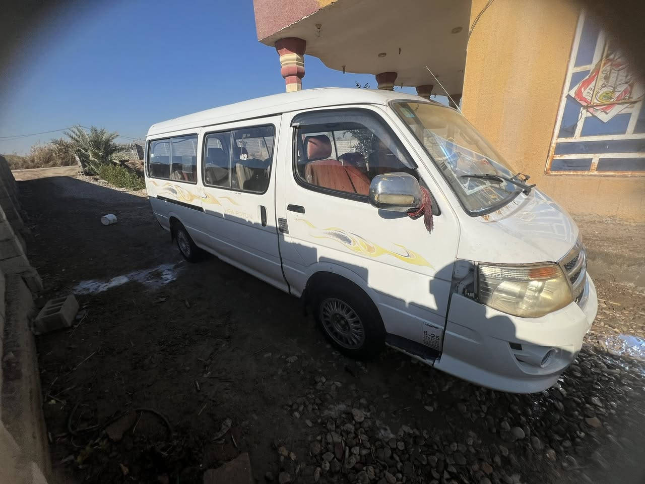 سلام عليكم فتون للبيع موديل 11 سياره مثل ما موضحه بصوره خير من الله مكفوله السعر 55 وبيها مجال 

***********
