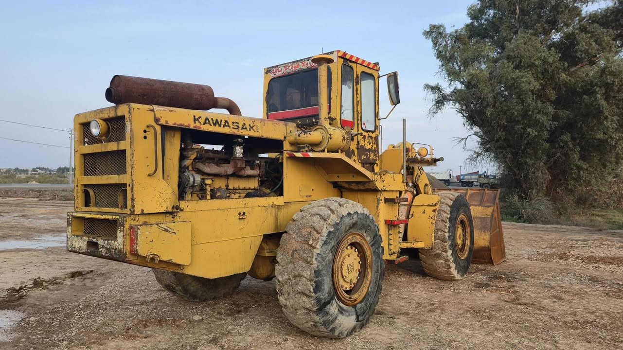 للبيع شفل80/موديل86/منفيس دخول زاخو/محرك وكير علشركه/السعر84ورقه
شفل جاهز للعمل دفع ورفع فول وعلفحص السعر84ورقه 
مكينه وكير واكسلات علفحص/قماره بلاديه/كيله نضيفه
***********//***********ديالى كنعان معرض الزهيري.
