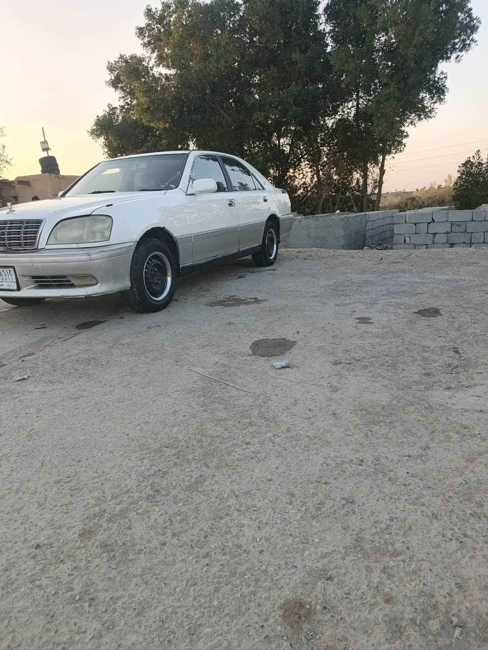 السلام عليكم ملكة للبيع كصتين أرقام كركوك فقط كلك كلك مكينة 3000صالي سبوع من شادهة حدادية جديد تواير جديد دواخل نضيفة دكمة وحدة بيهة المشط كايم يذب دهن كشنات كهربائية بيهة بس المشط والباقي جاهزة عل آخر حباية السعر 33وبيهة مجال مكاني ناصرية سوق الشيوخ ***********مراوس عادي
