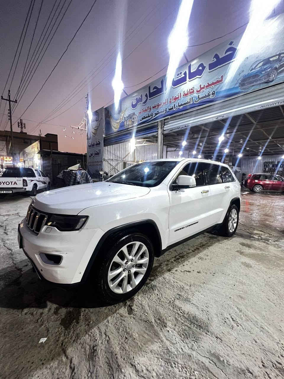 جيب خليجي 2017 لمتدد فول
مواصفات
فتحات بانورما 
تشغيل عن بعد
كشنات جلد مخملي
ستيرن تدفئه و تبريد
مقاعد الجلوس تدفئه و تبريد
رقم بغداد مميز 
بيه رش بنيد و جاملغ
ماشيه ١٤٥ جاهزه للخير 
حداده تخم تاير مكينه كير
مابيه نقص
السعر 210 وبيه مجال
مكان السياره ناصريه


**إذا كنت صاحب هذا الإعلان وتريد حذفه لأي سبب، رجاءا أرسل رسالة إلى الدعم الفني**