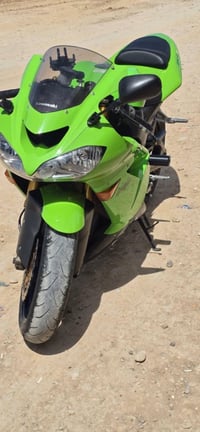 كاوسكي ZX10 • ١٠٠٠سي سي • حالة وكالة