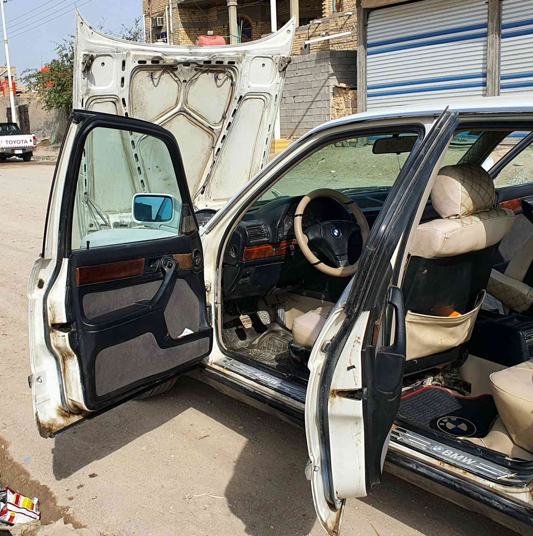 للإستفسار ***********
للمعلومة كير عادي السعر 37  
حداديه 100% 
مكان ناصرية
