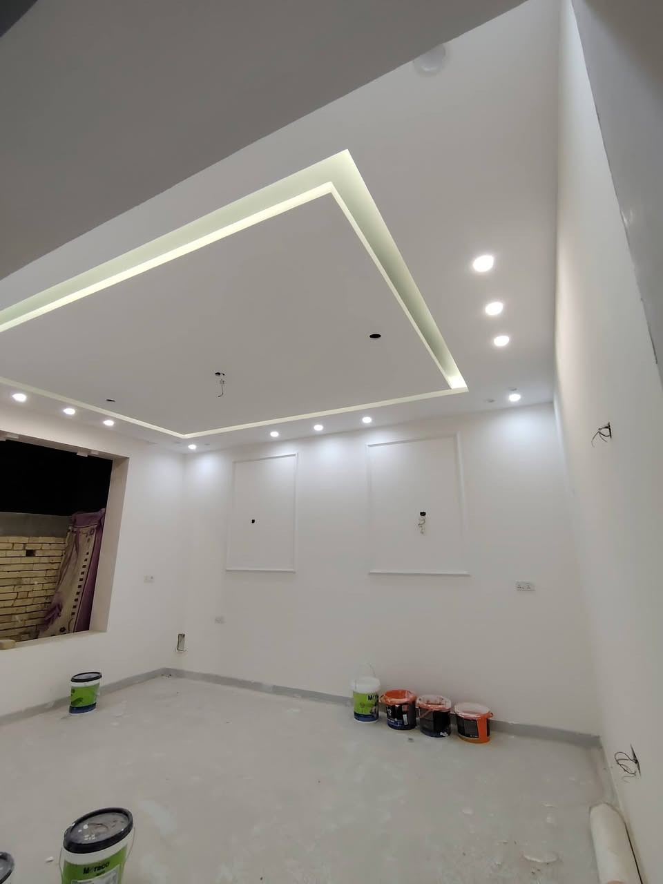 الفني محمد الكهربائي لتأسيس المنازل و المباني البصره وتساب ***********
