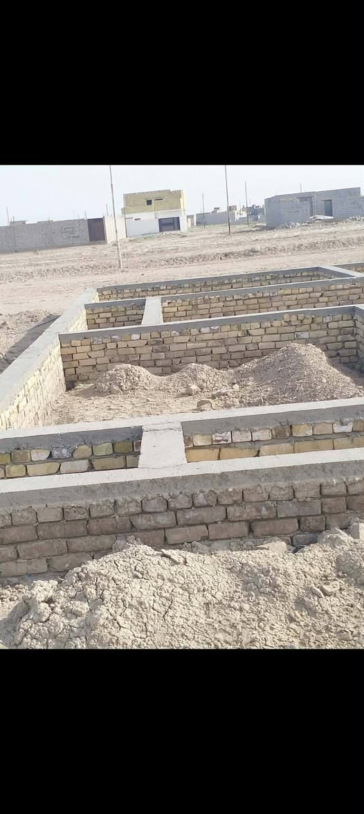 قطع لبيع بحي سبل الولى خدمات متوفره القطعه 203متر عله شارعين سعر القطعه ٥مليون ونص ستفسار ارقم الهاتف ***********
