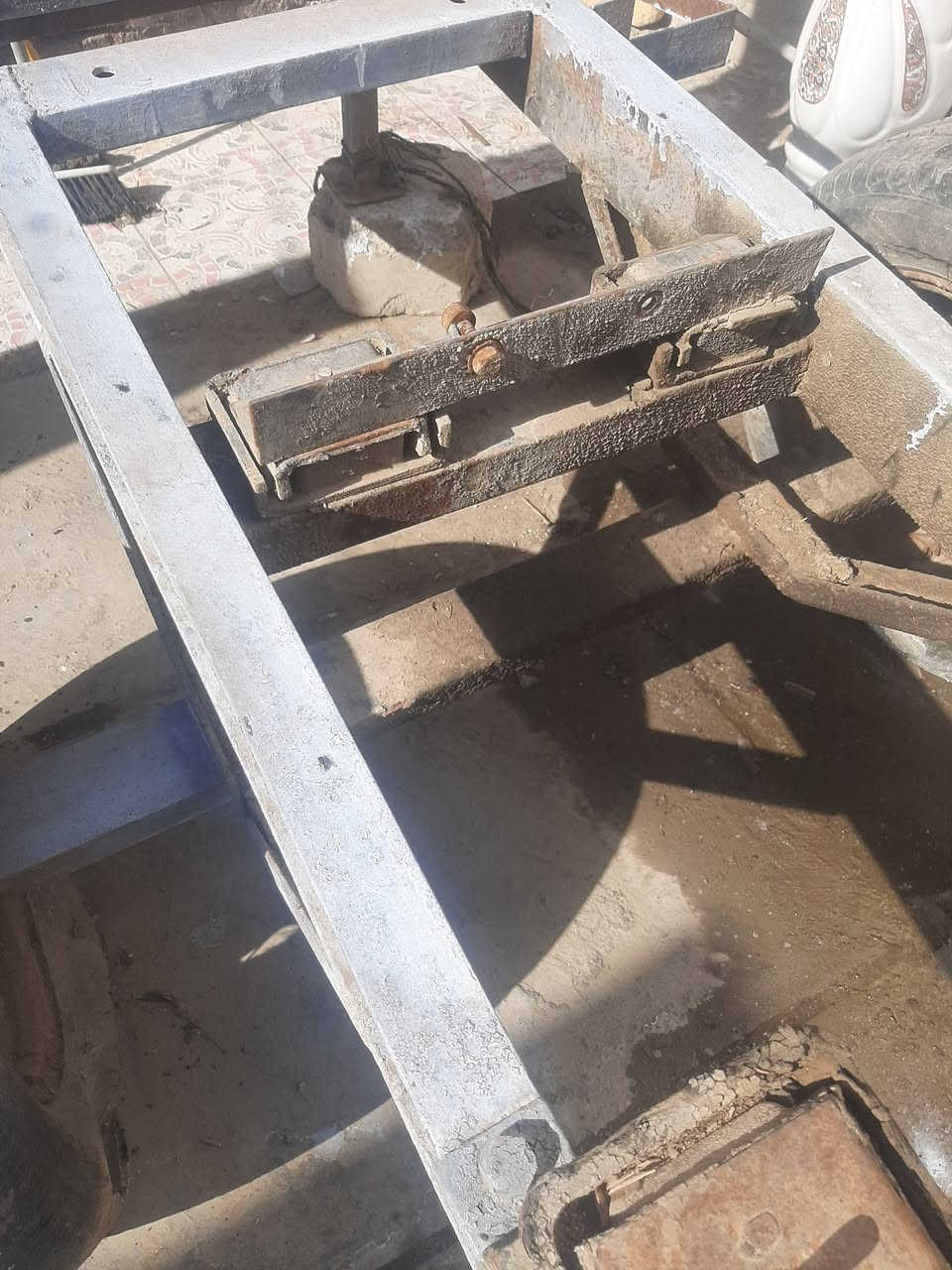 سلام عليكم شاصي مولد 
للبيع السعر 75 وبي مجال 
للستفسار ***********
