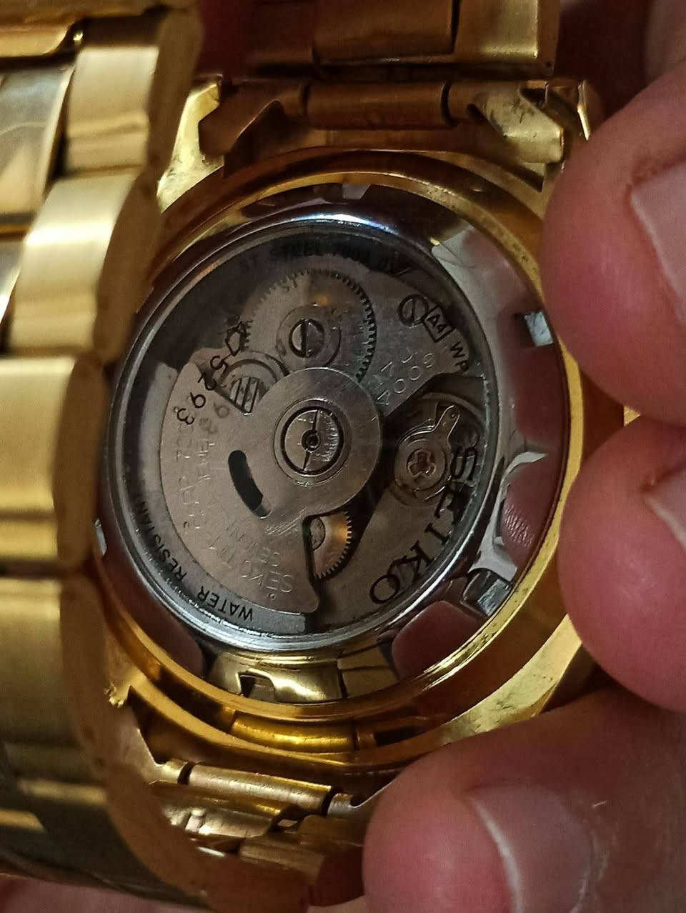 🌹بسم الله ما شاء الله لا قوة إلا بالله🌹 

ساعة(seiko 5 sports)ياباني اوتوماتیك مجدد
ظهر زجاجي مكشوف
نافذه شهري يومي عربی و انکلیزي
رنك متحرك
سير ستنل اصلي
مستعمل نظيفه جدا
قطر 44مع الزمبلك
السعر 80 الف👉👉👉
المكان/ السلیمانیة
يوجد توصيل


**إذا كنت صاحب هذا الإعلان وتريد حذفه لأي سبب، رجاءا أرسل رسالة إلى الدعم الفني**